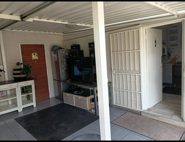 4 BEDROOM HOUSE FOR SALE IN KIBLER PARK